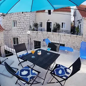 Bonaca , Split Croatia